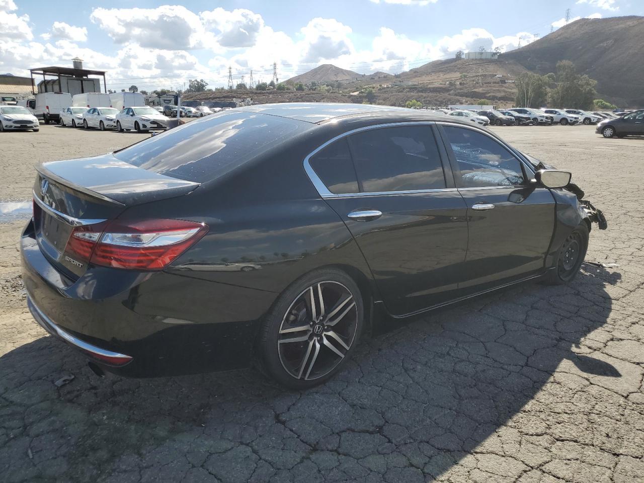 2017 Honda Accord Sport - Image 3