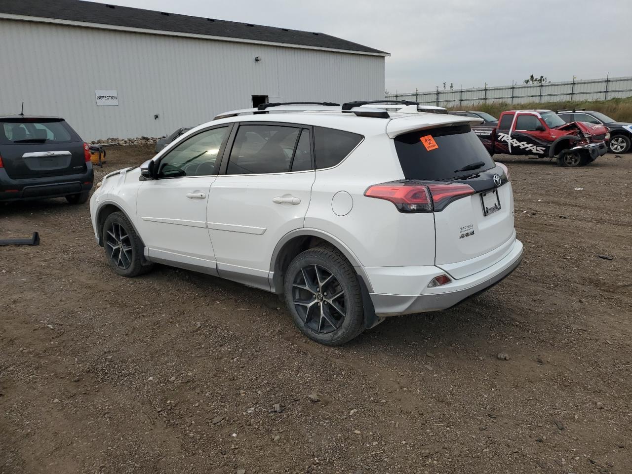 2016 Toyota Rav4 Se - Фото 2