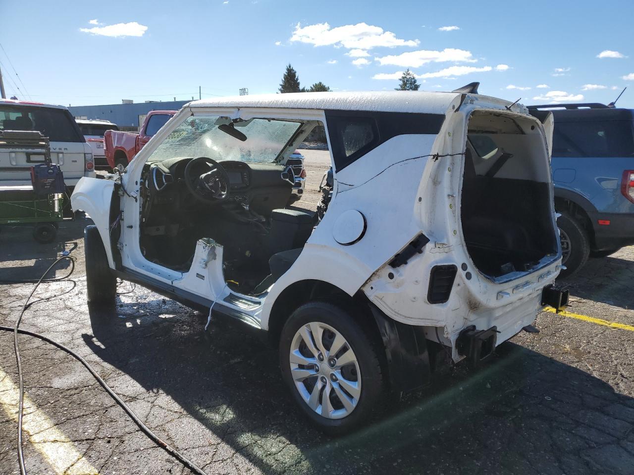 2020 Kia Soul Lx - Фото 2