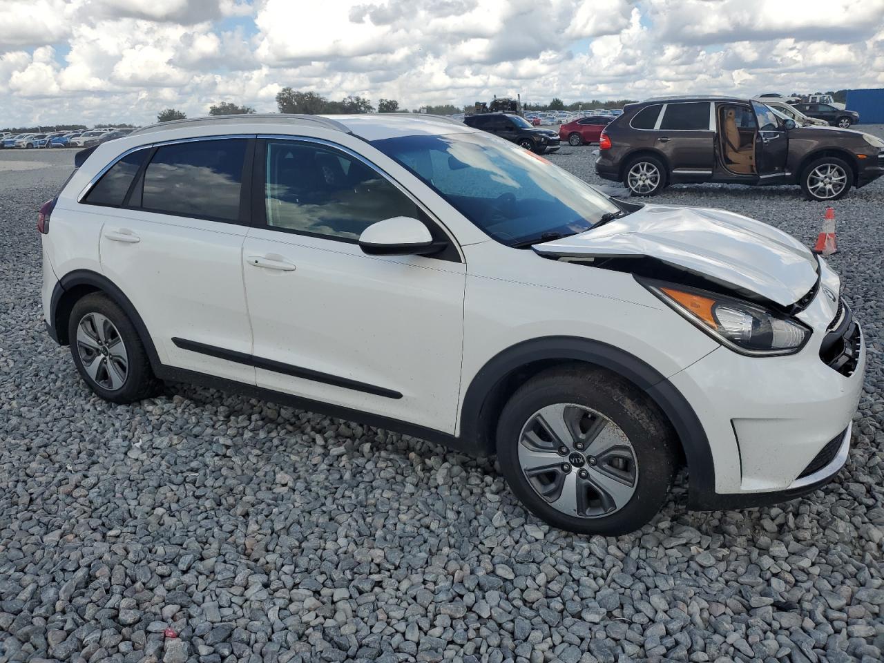 2019 Kia Niro Fe - Image 4