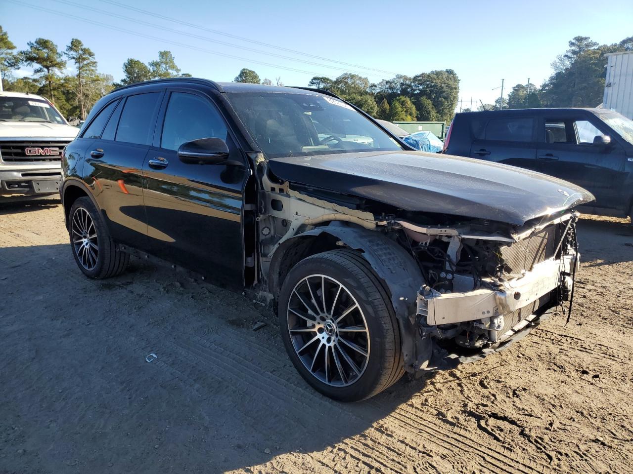 2022 Mercedes-Benz Glc 300 - Image 4