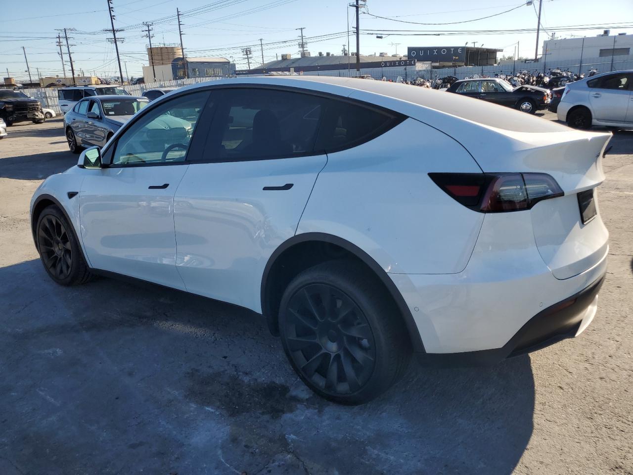 2022 Tesla Model Y - Image 2