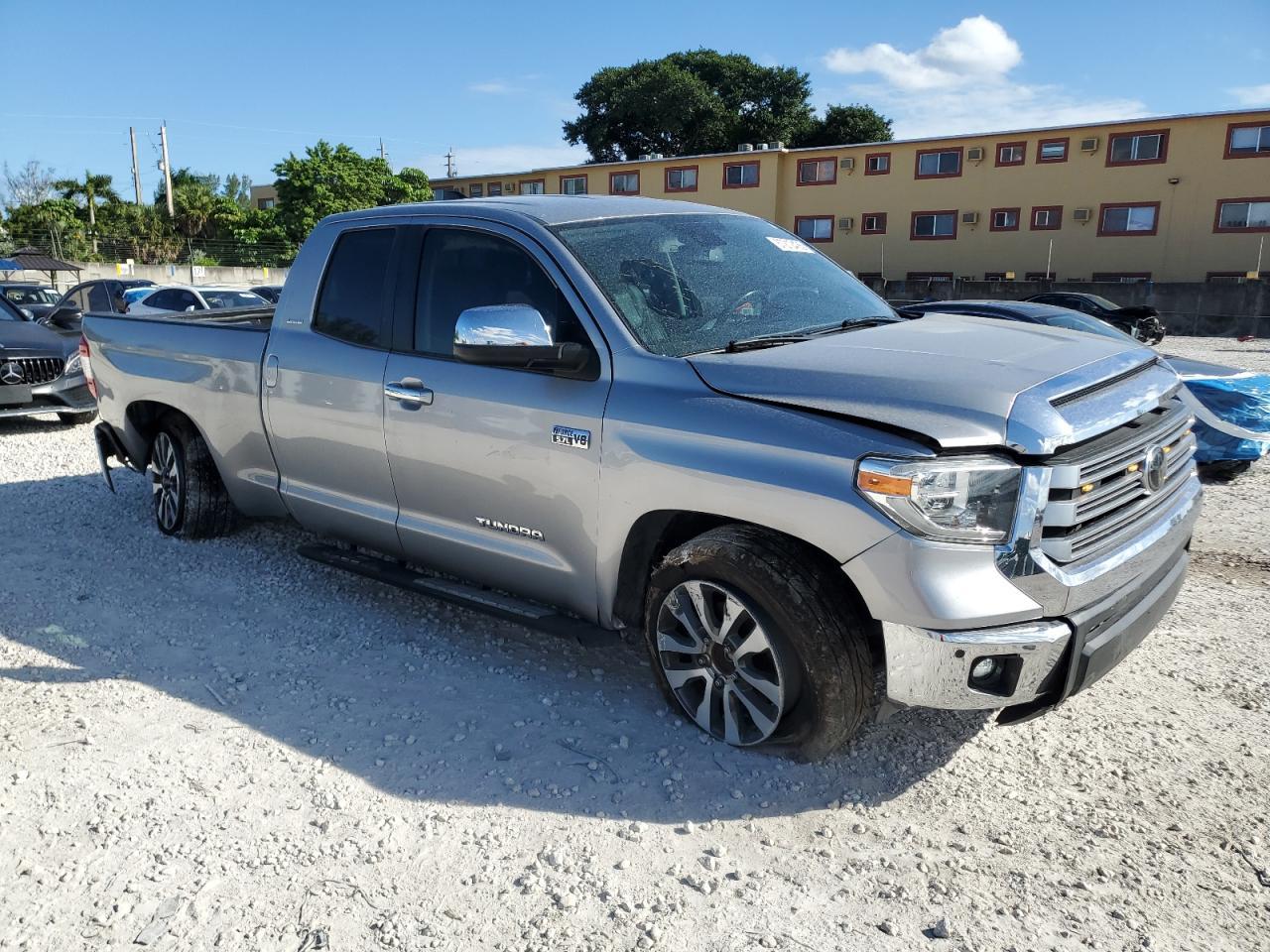 2021 Toyota Tundra Double Cab Limited - Фото 4