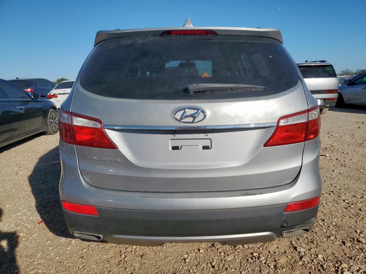 2016 Hyundai Santa Fe Se - Image 6