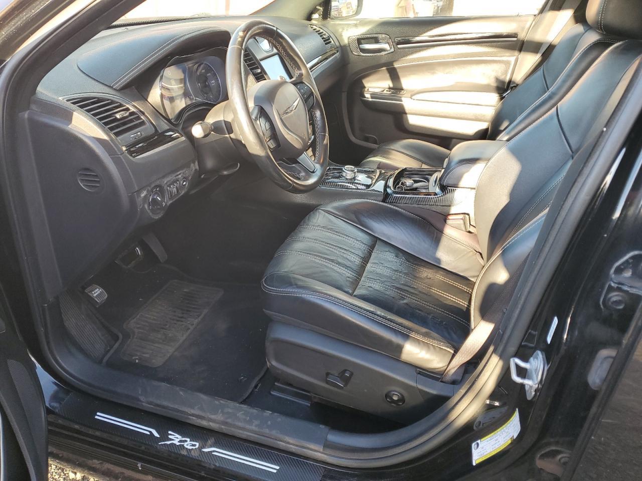 2019 Chrysler 300 S - Image 7