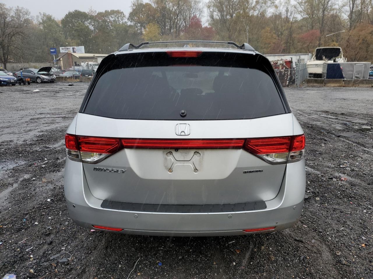 2014 Honda Odyssey Touring - Фото 6