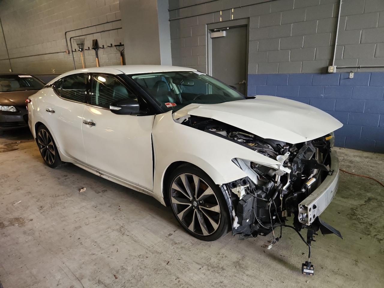 2016 Nissan Maxima 3.5S - Фото 4