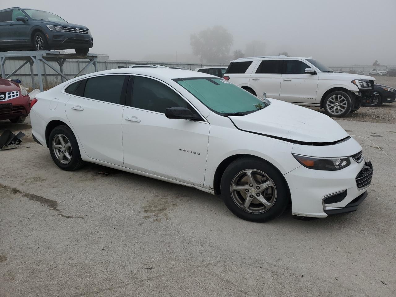 2018 Chevrolet Malibu Ls - Фото 4
