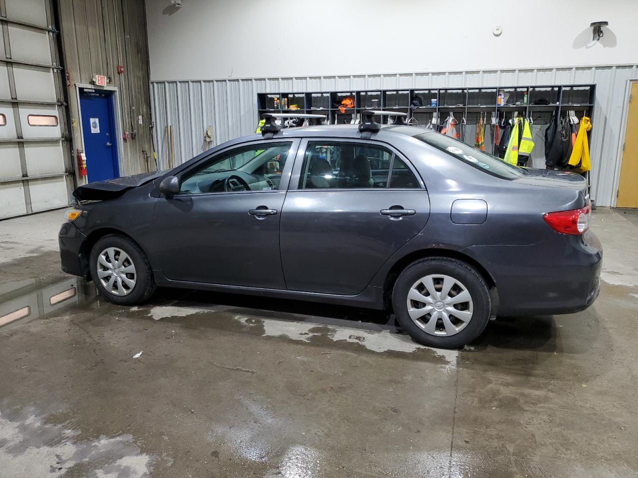 2012 Toyota Corolla Base - Фото 2