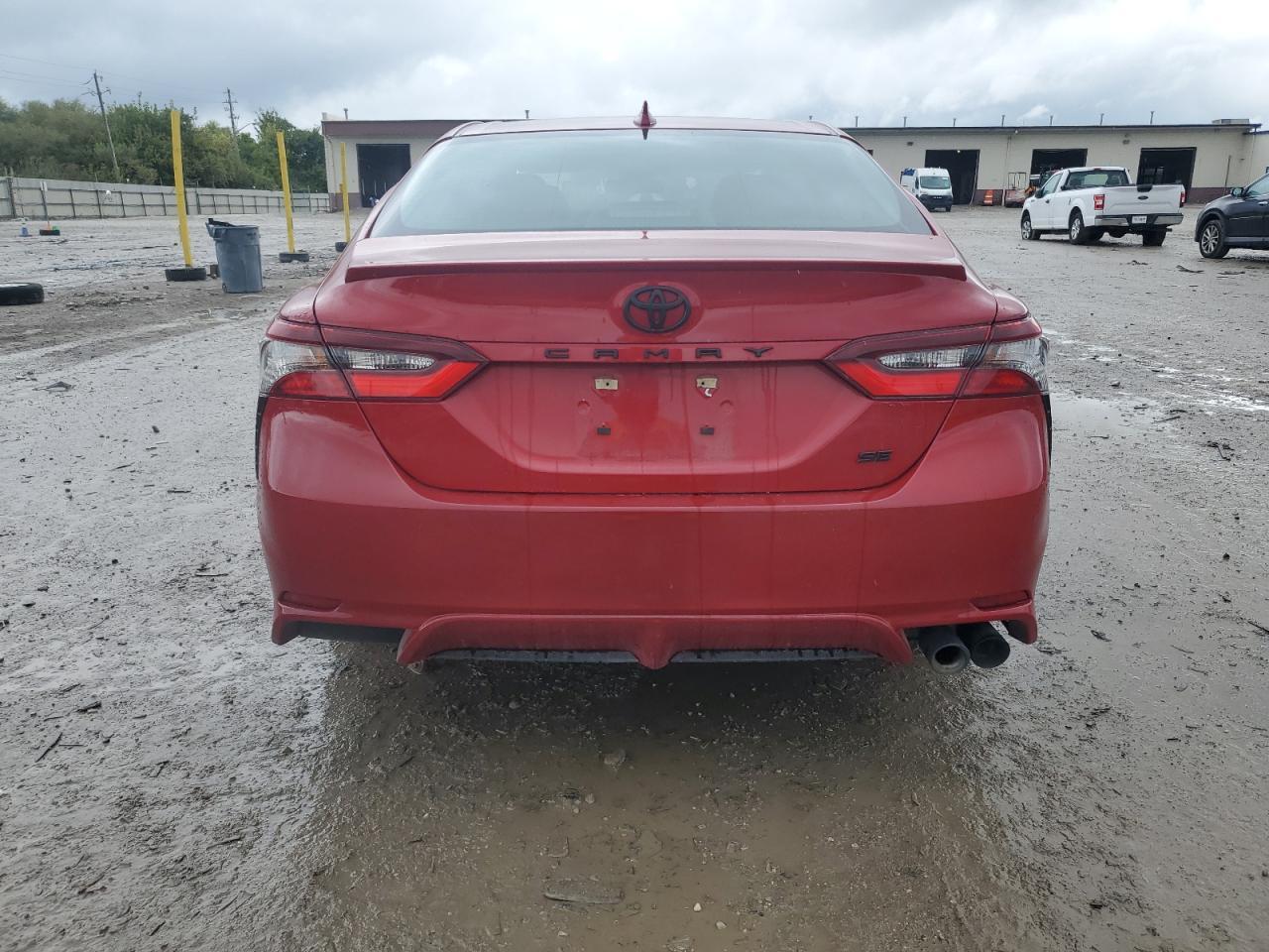 2022 Toyota Camry Se - Фото 6