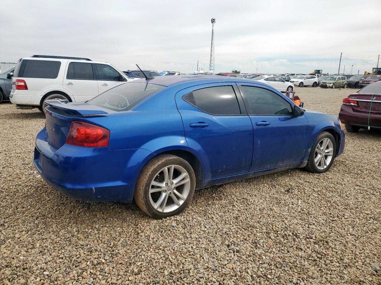 2013 Dodge Avenger Se - Фото 3