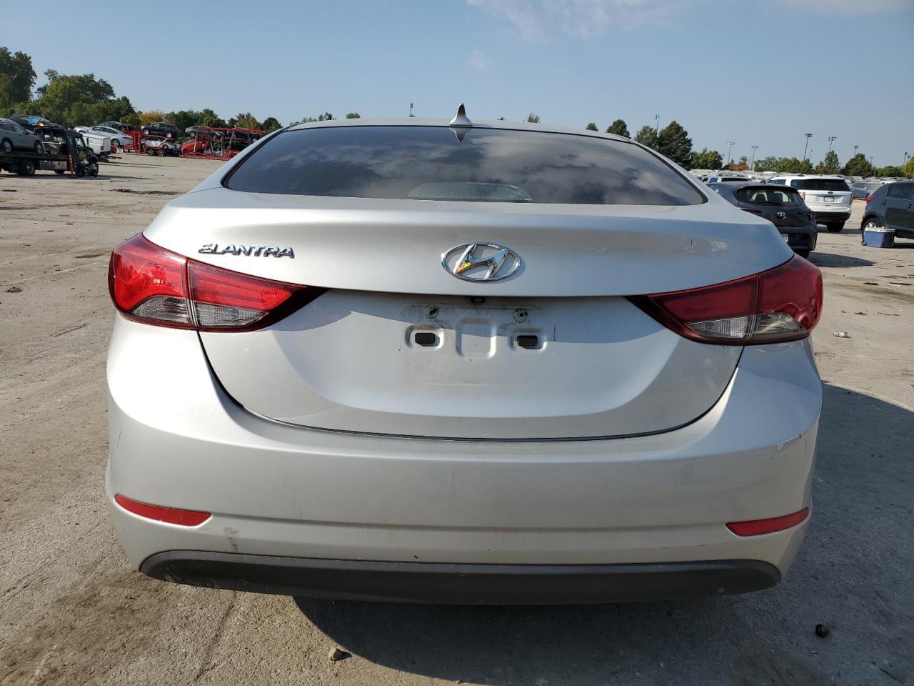 2014 Hyundai Elantra Se - Фото 6