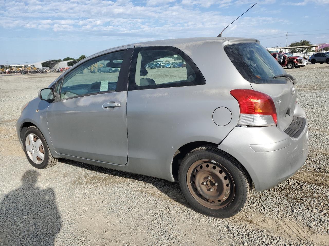 2009 Toyota Yaris - Фото 2