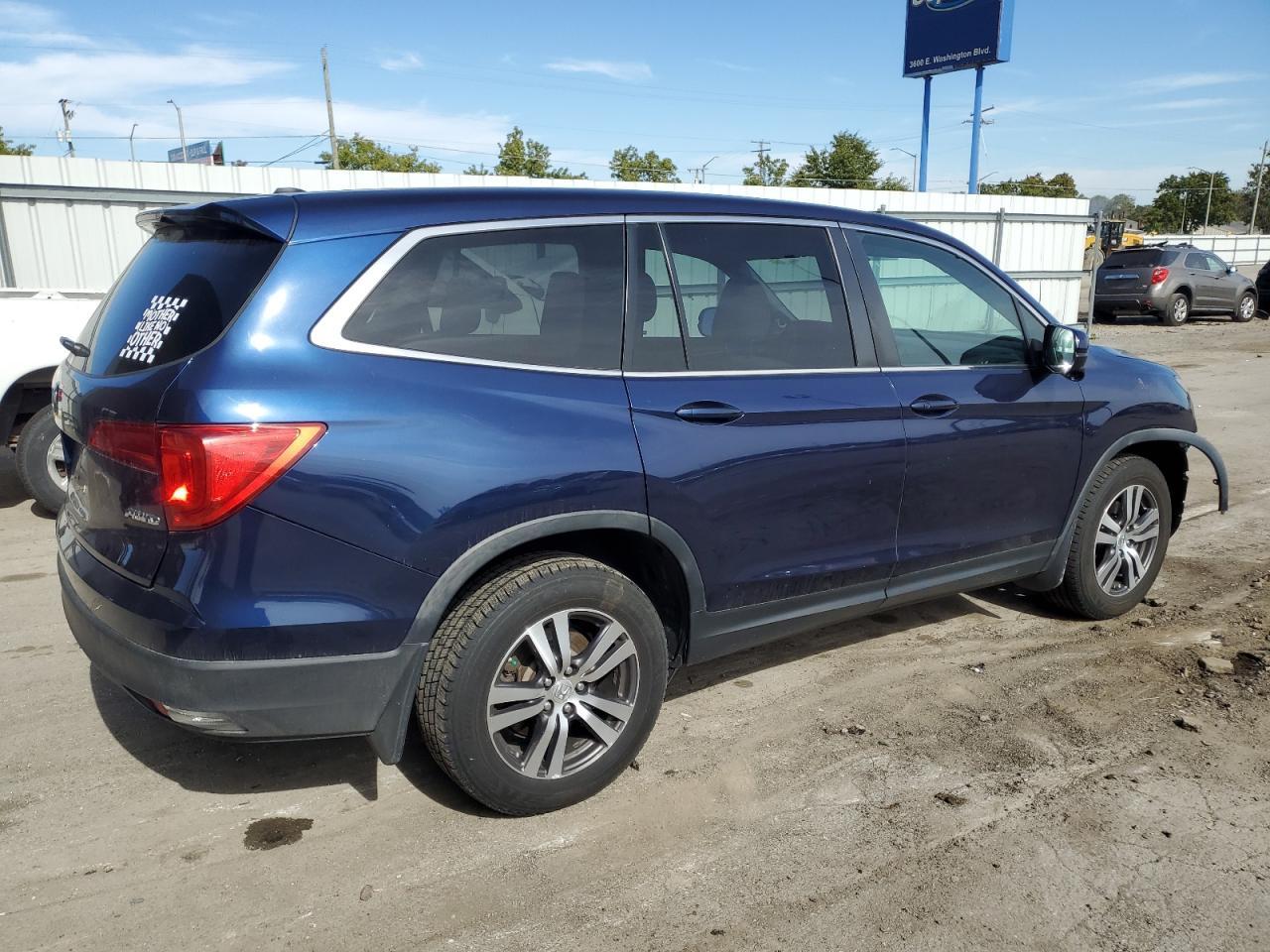 2016 Honda Pilot Ex - Image 3