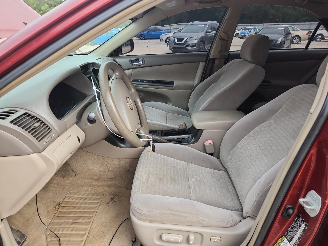 2005 Toyota Camry Le - Image 7