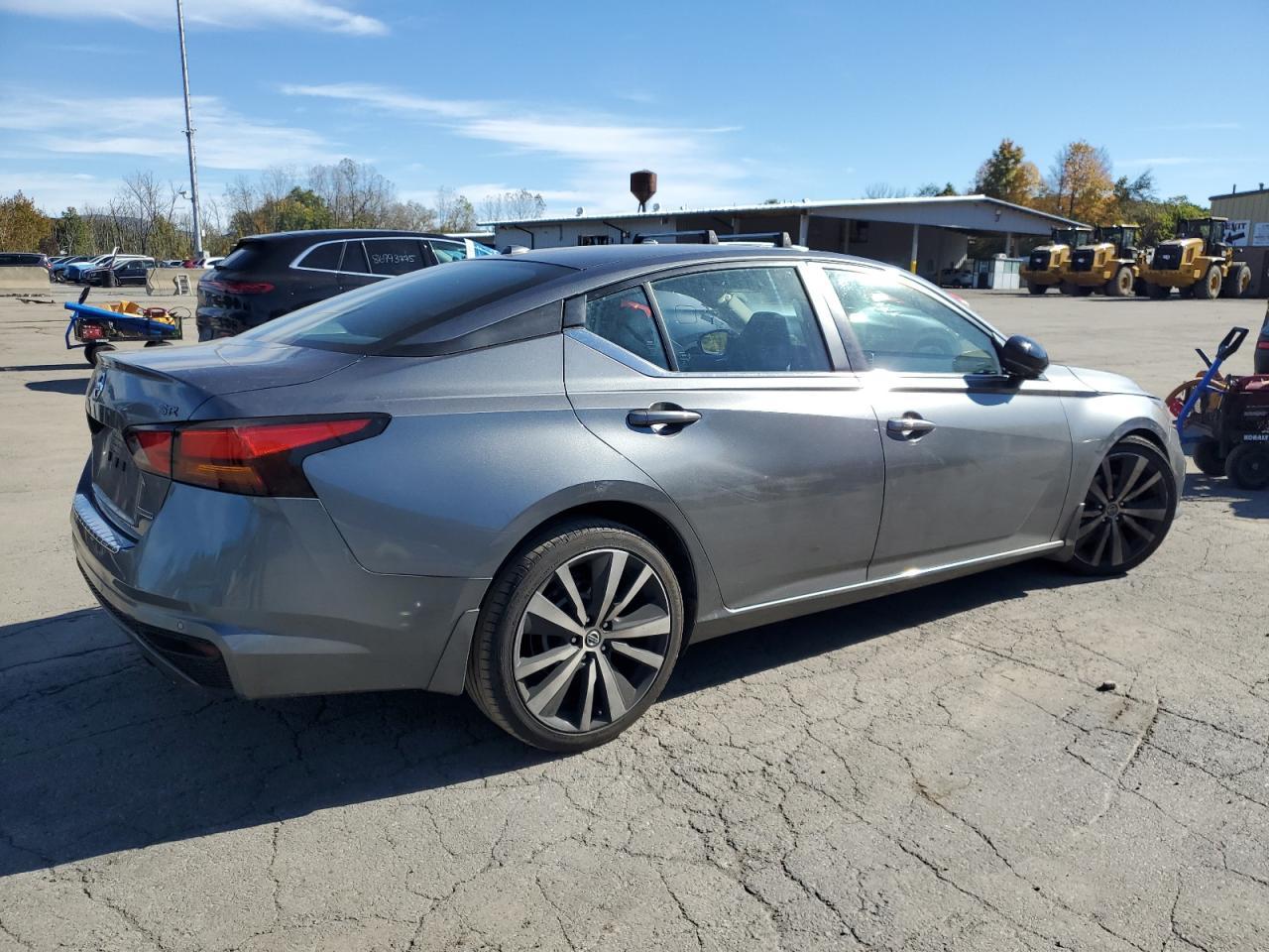 2022 Nissan Altima Sr - Фото 3