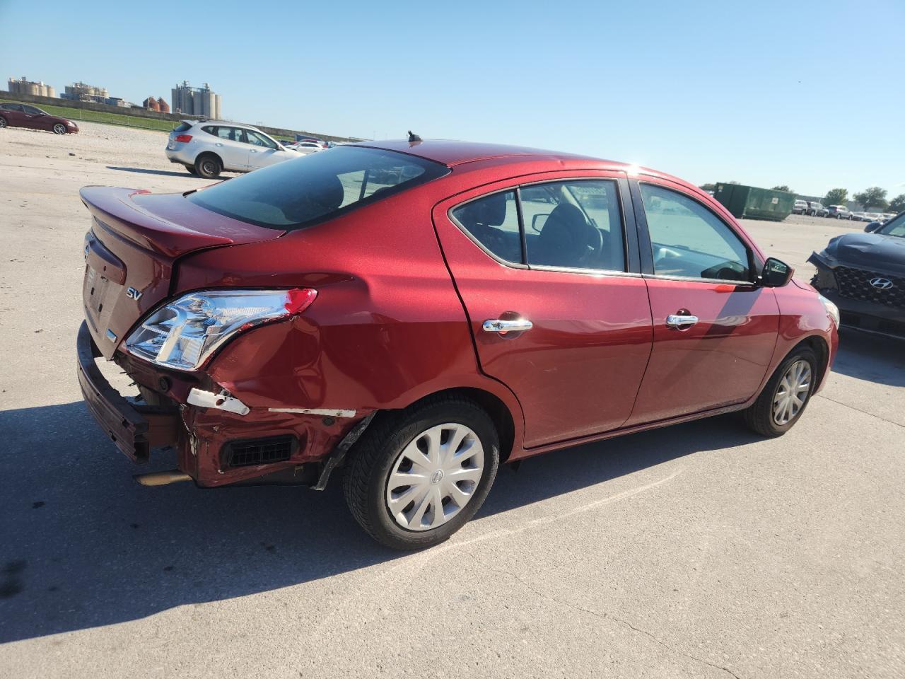 2016 Nissan Versa - Image 3