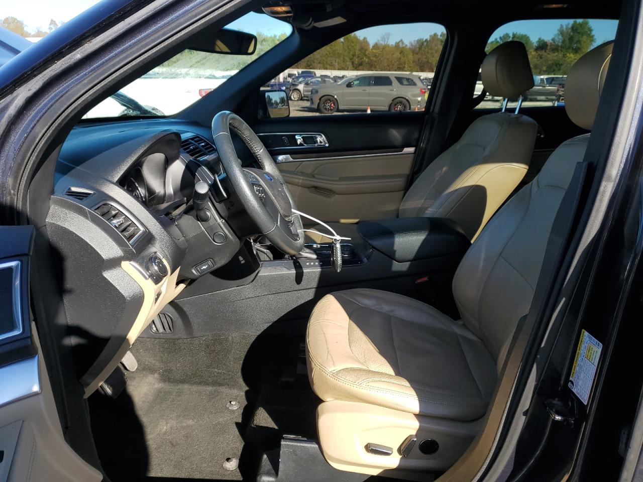 2017 Ford Explorer - Фото 7