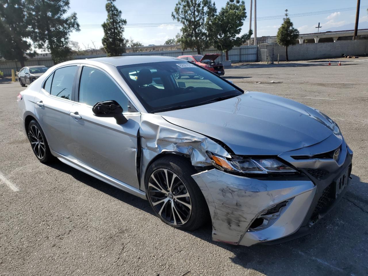 2019 Toyota Camry L - Фото 4