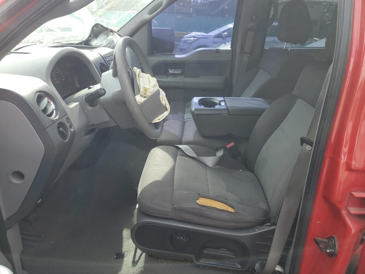 2005 Ford F150 - Image 7