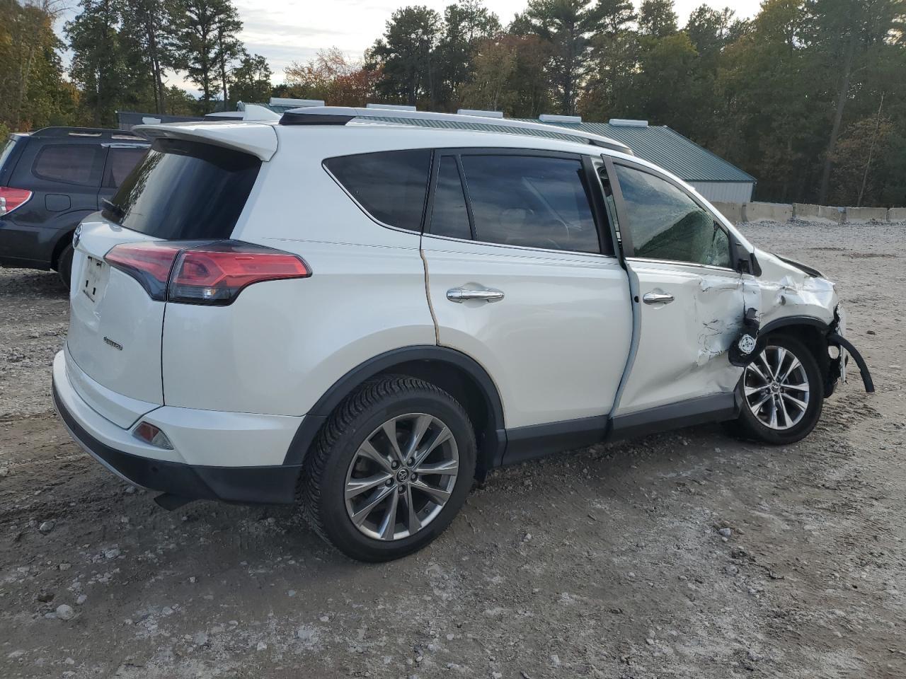 2017 Toyota Rav4 Limited - Фото 3