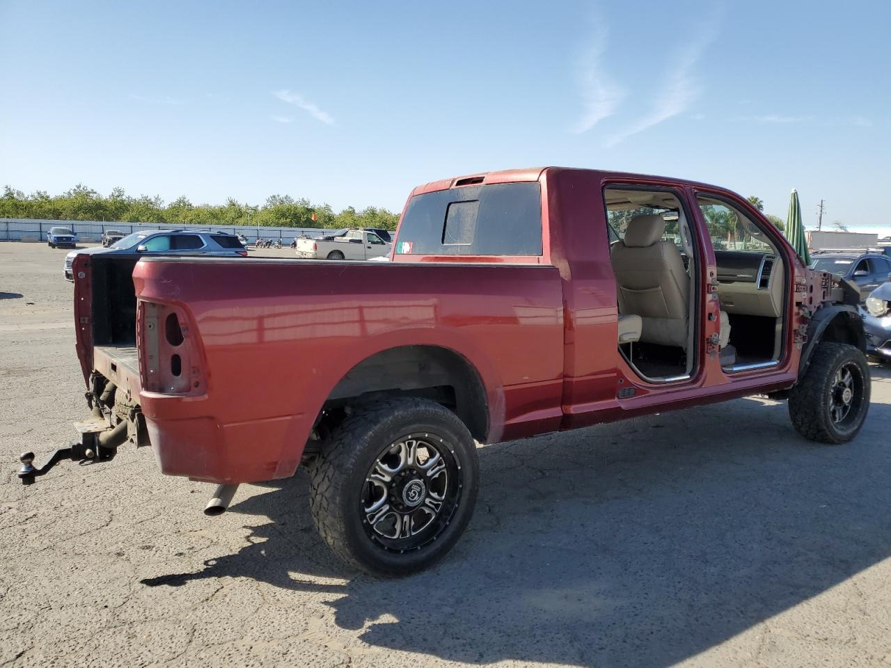2013 Ram 2500 Laramie - Image 3