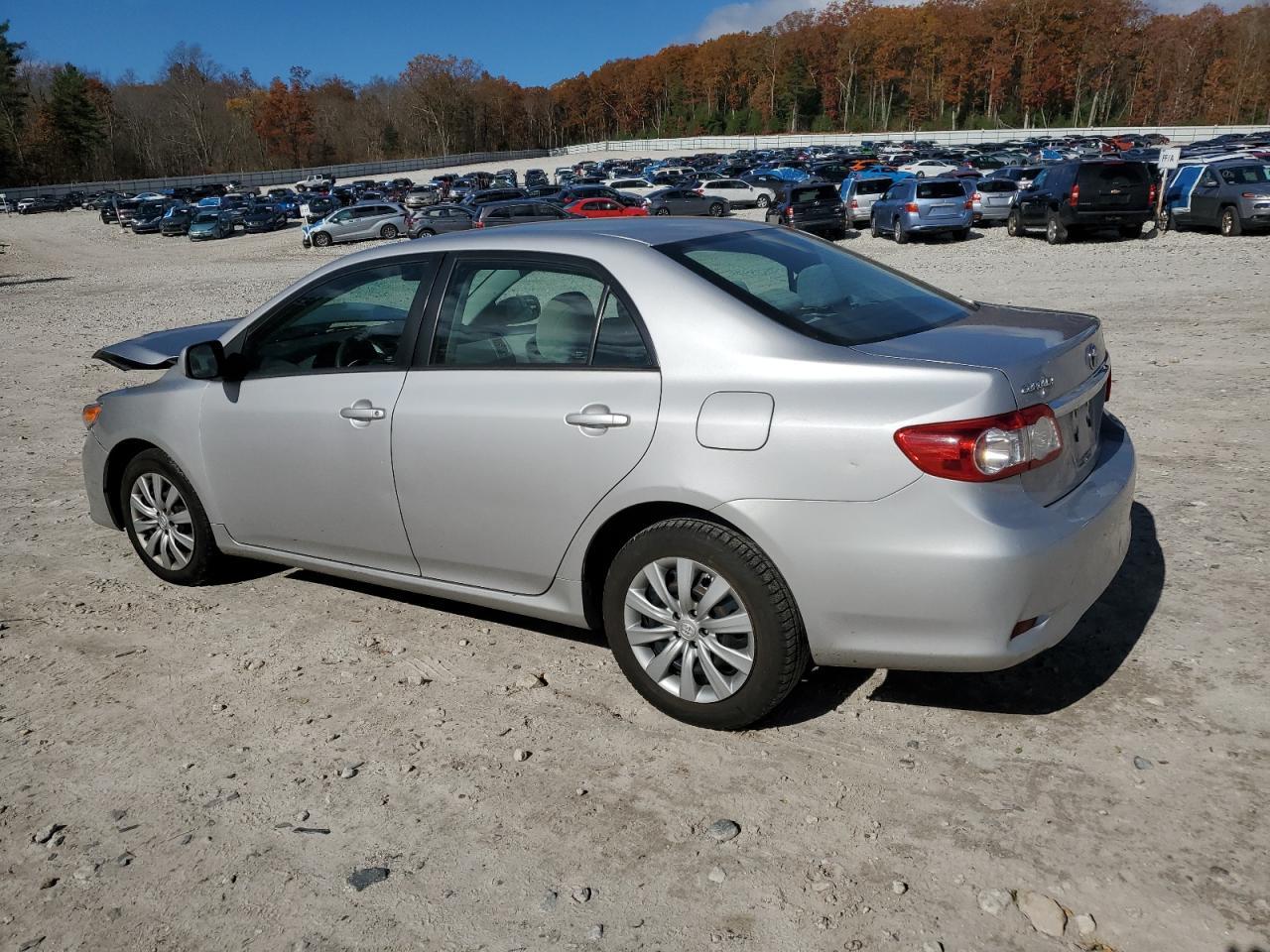 2012 Toyota Corolla Base - Фото 2