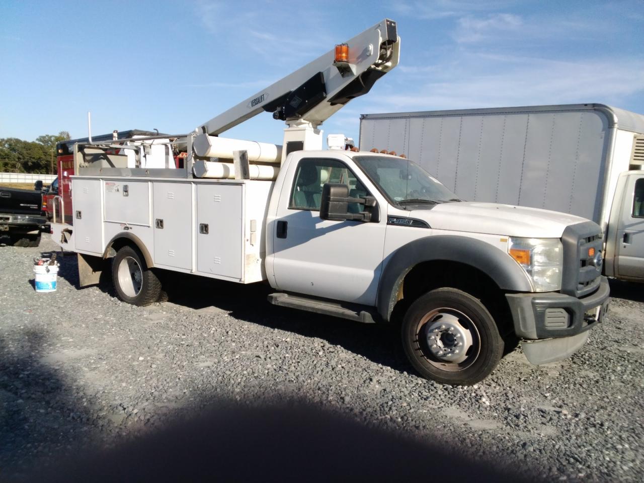 2015 Ford F450 Super Duty - Фото 4