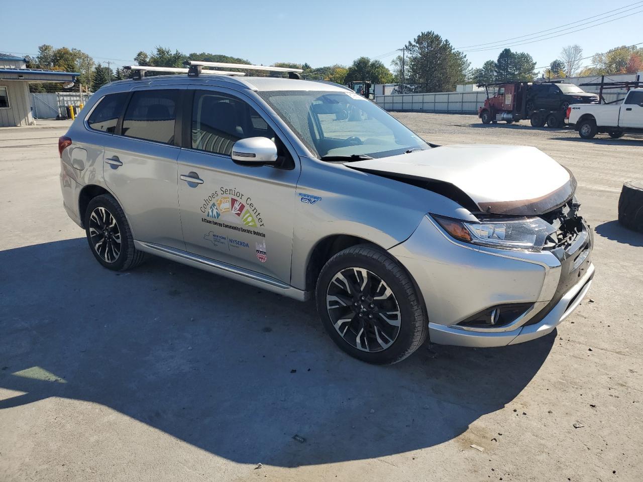 2018 Mitsubishi Outlander Phev - Image 4