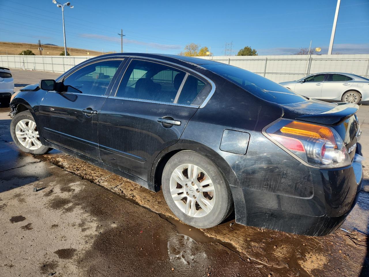2012 Nissan Altima Base - Image 2