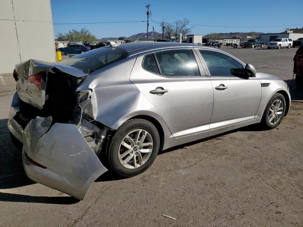 2011 Kia Optima Lx - Image 3