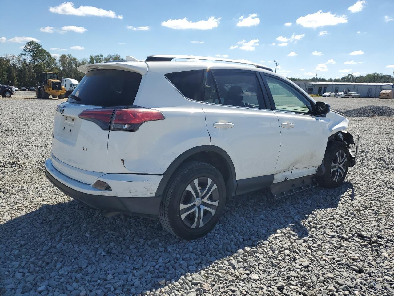 2017 Toyota Rav4 Le - Фото 3