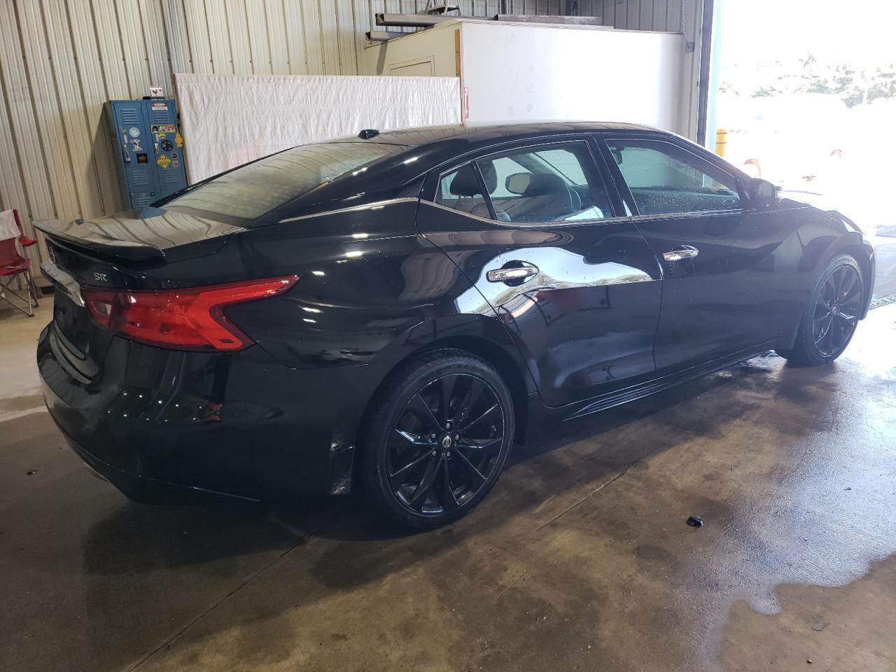 2017 Nissan Maxima 3.5S - Фото 3