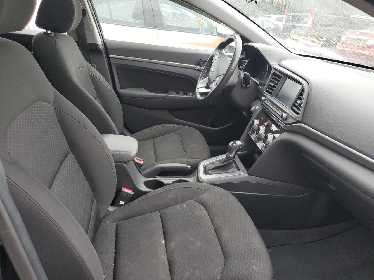 2020 Hyundai Elantra Sel - Фото 7