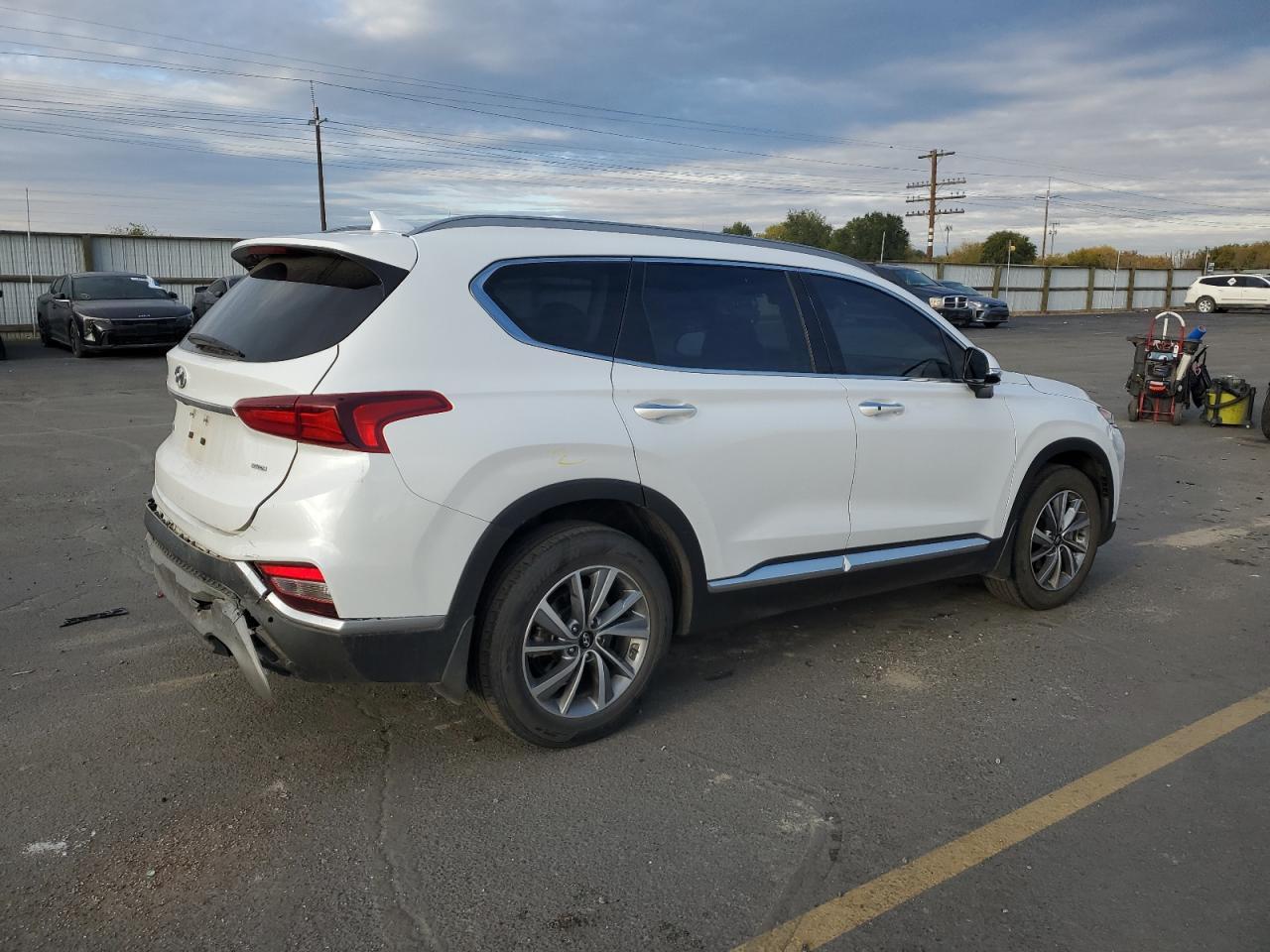 2020 Hyundai Santa Fe Sel - Фото 3