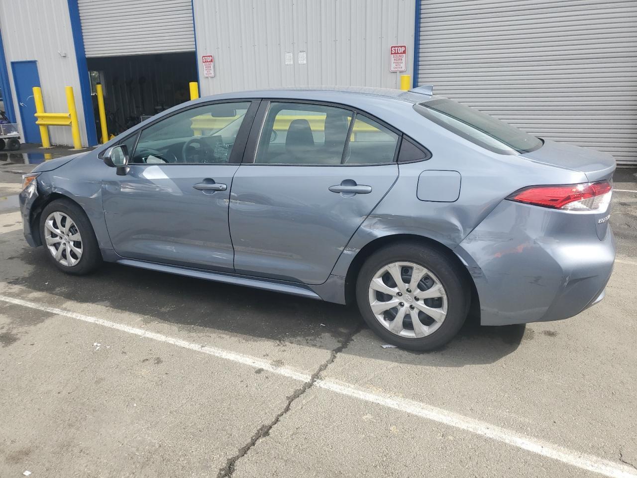 2022 Toyota Corolla Le - Фото 2