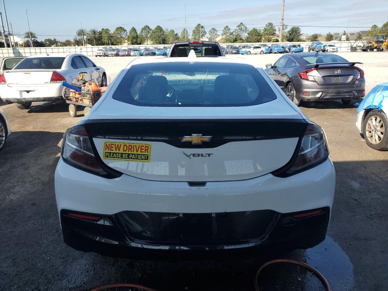 2017 Chevrolet Volt Lt - Image 6