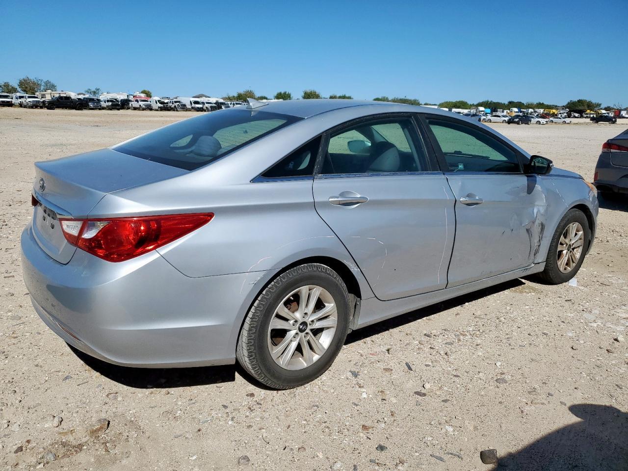 2013 Hyundai Sonata Gls - Фото 3
