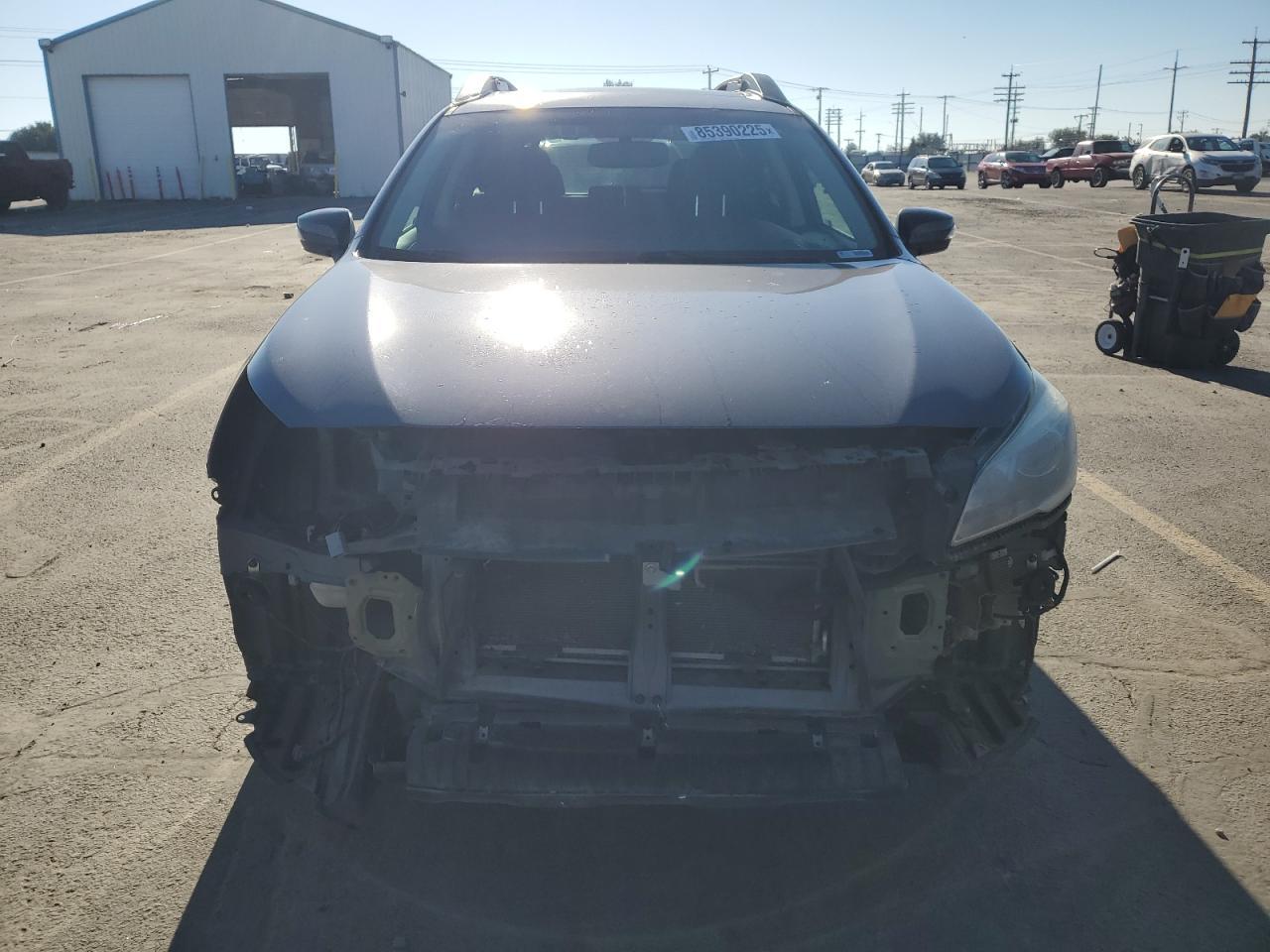 2016 Subaru Outback 3.6R Limited - Image 5