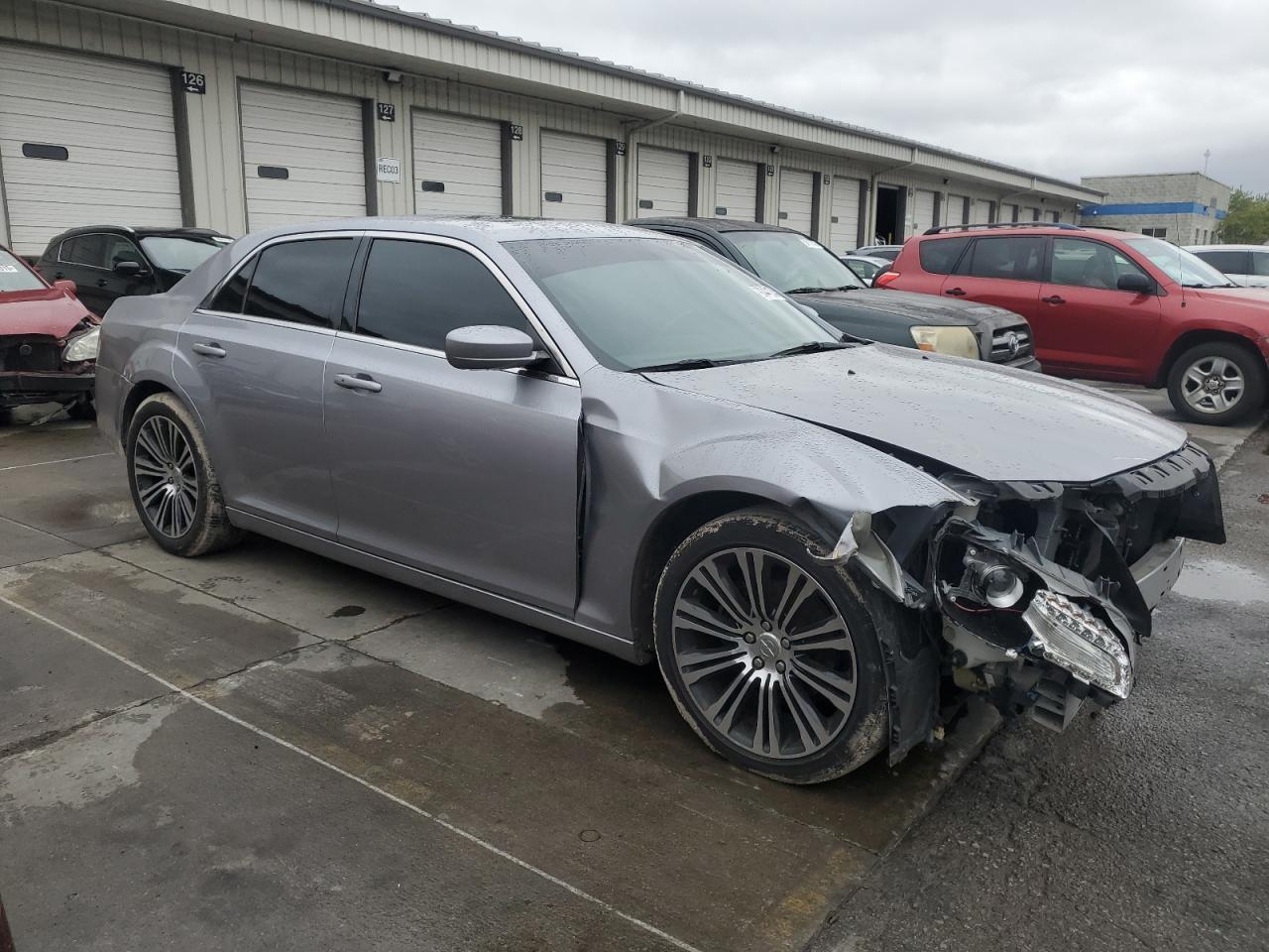 2013 Chrysler 300 S - Image 4