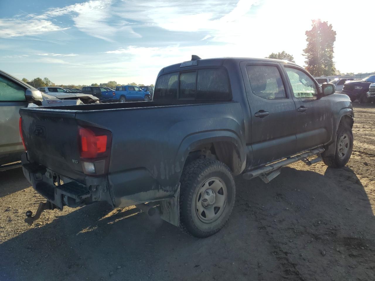 2021 Toyota Tacoma Double Cab - Фото 3