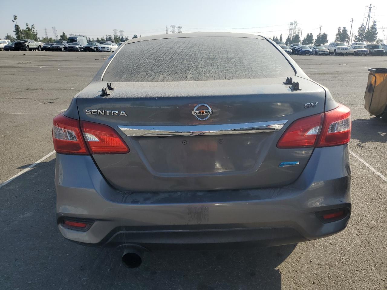 2018 Nissan Sentra S - Image 6