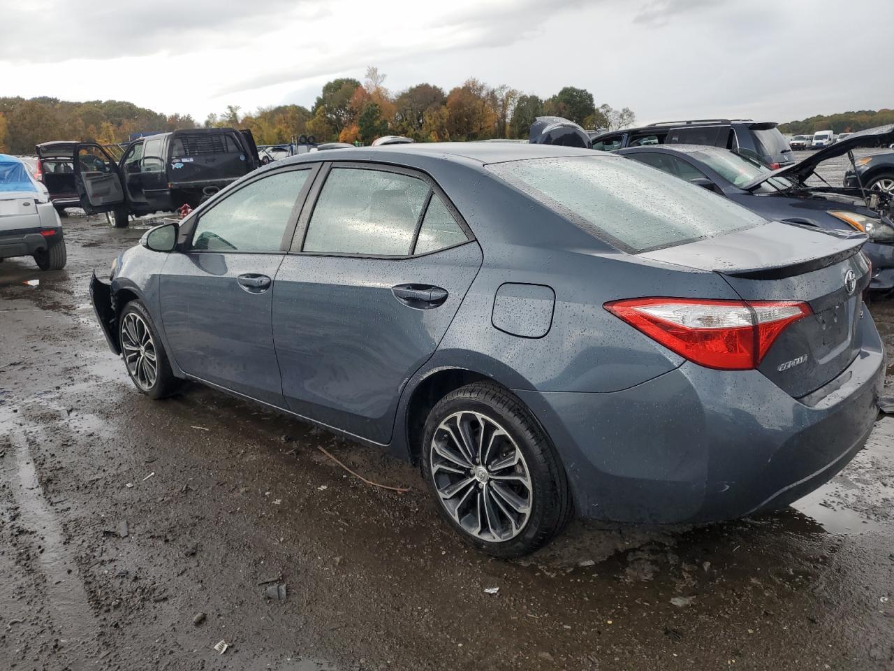 2015 Toyota Corolla S Plus - Фото 2