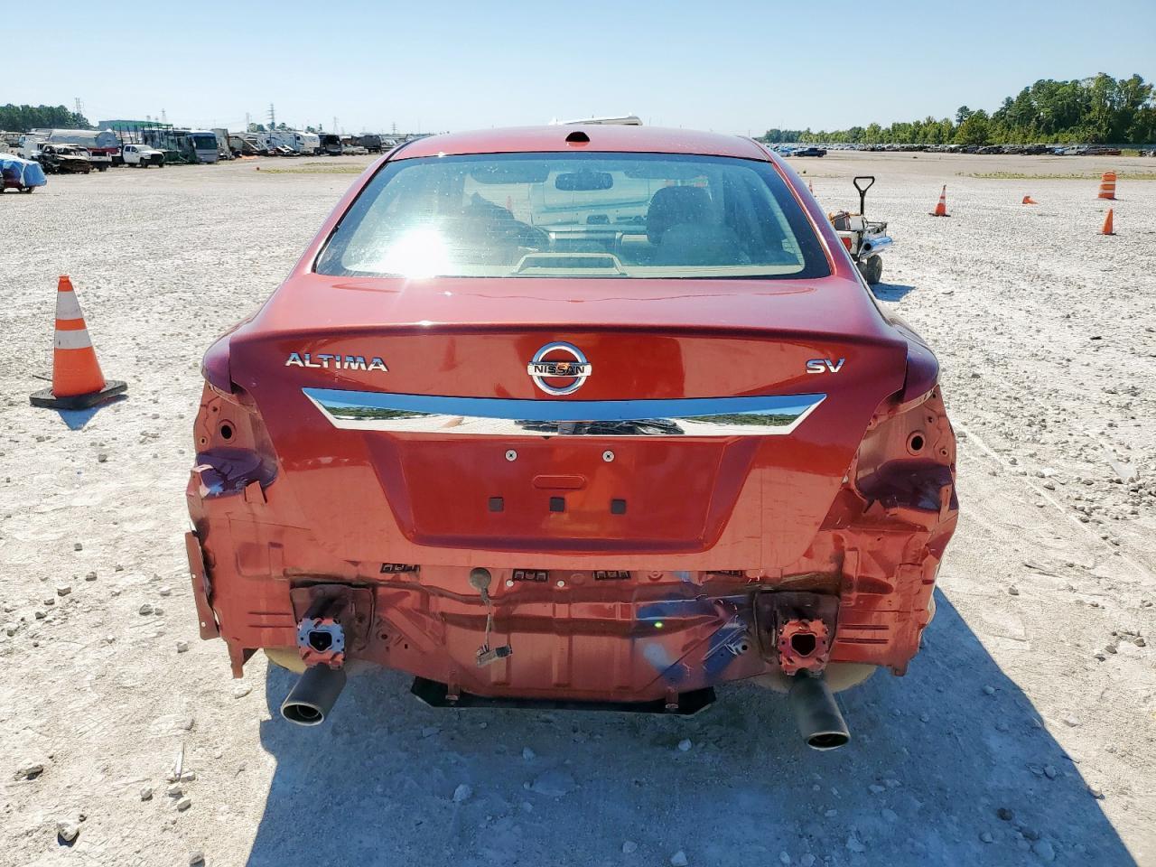 2015 Nissan Altima 2.5 - Image 6