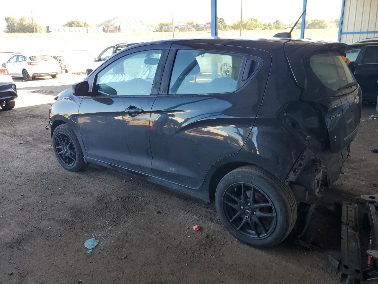 2017 Chevrolet Spark Ls - Фото 2