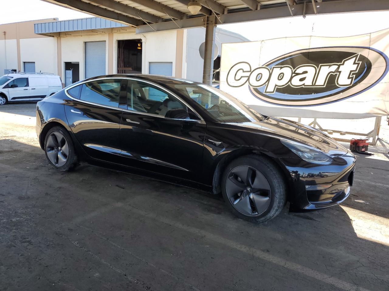 2019 Tesla Model 3 - Image 4