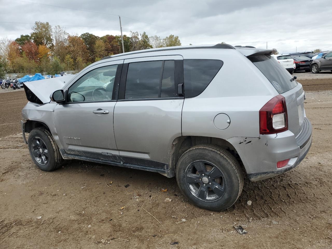 2016 Jeep Compass Latitude - Image 2