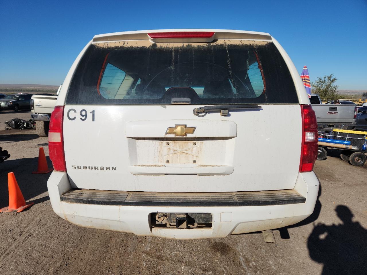 2011 Chevrolet Suburban K2500 - Фото 6