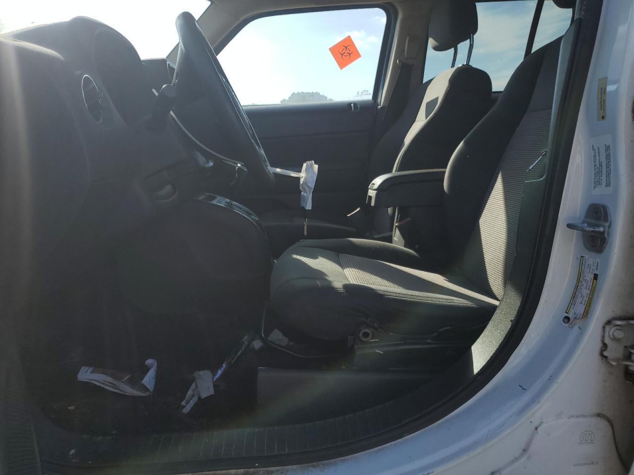 2014 Jeep Patriot - Image 7