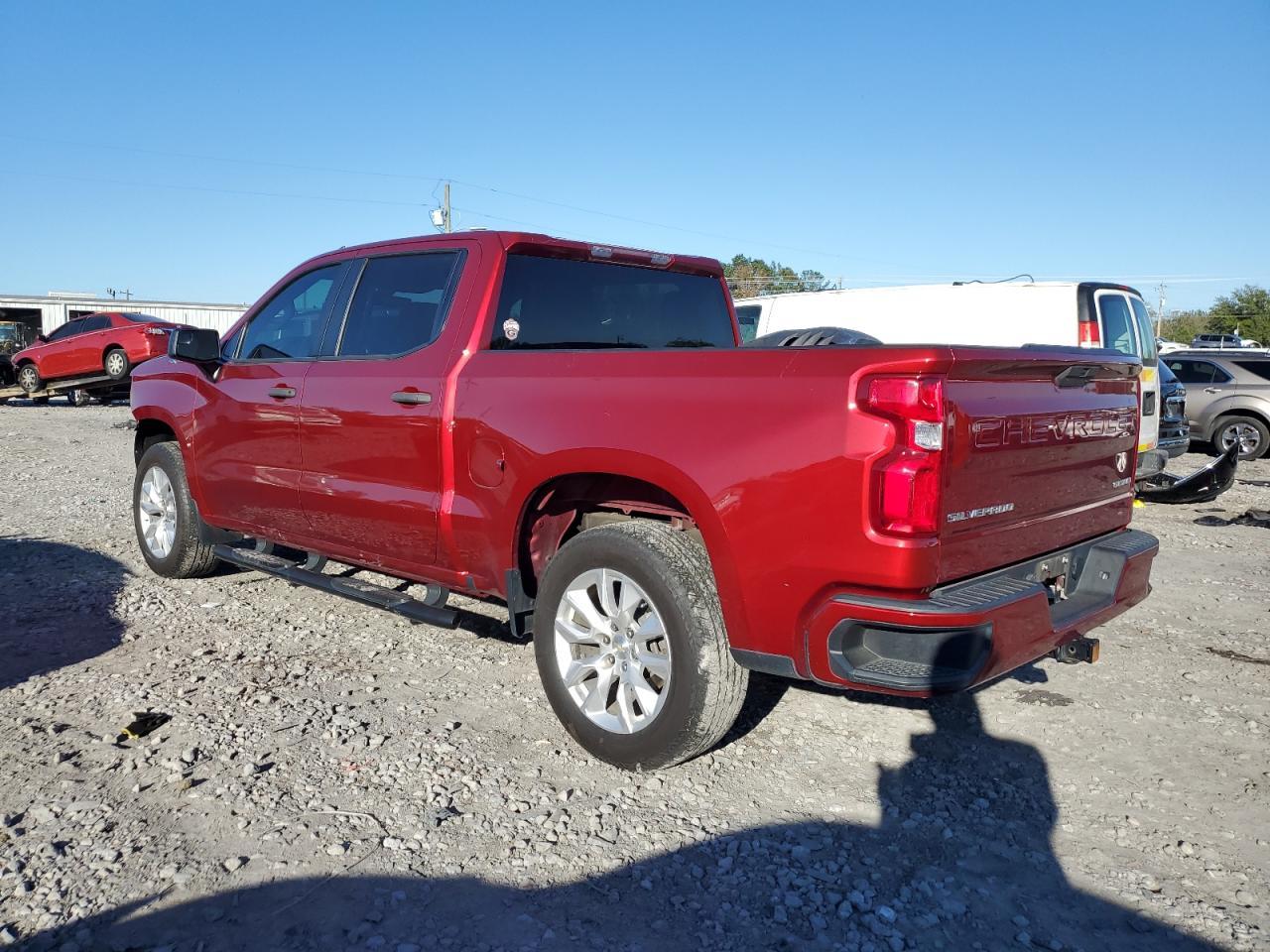 2021 Chev Silverado C1500 Custom - Фото 2